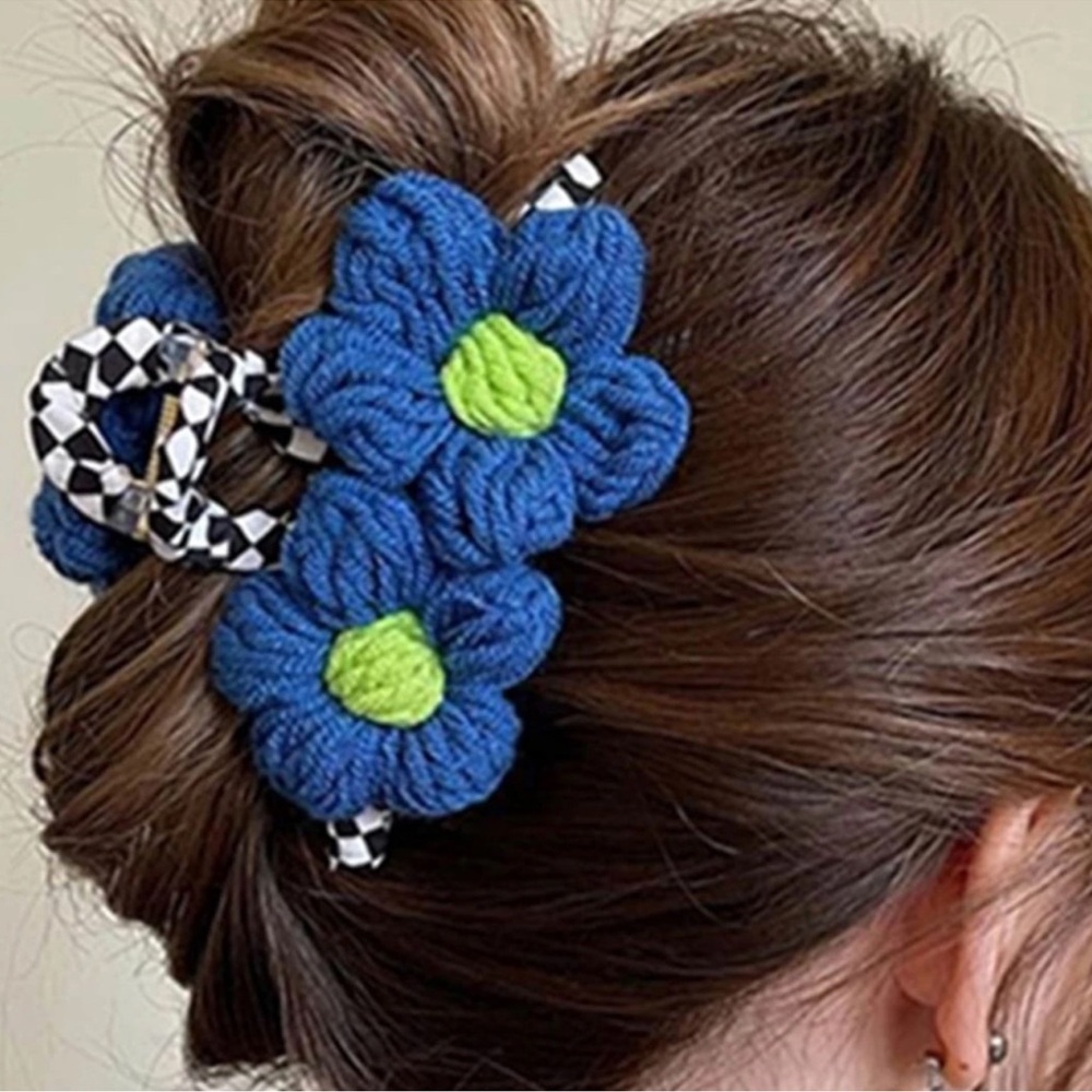 Blue Crochet Flower Hair Claw Clip
